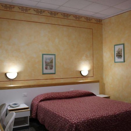 Hotel Agnello D'Oro Genova Kültér fotó