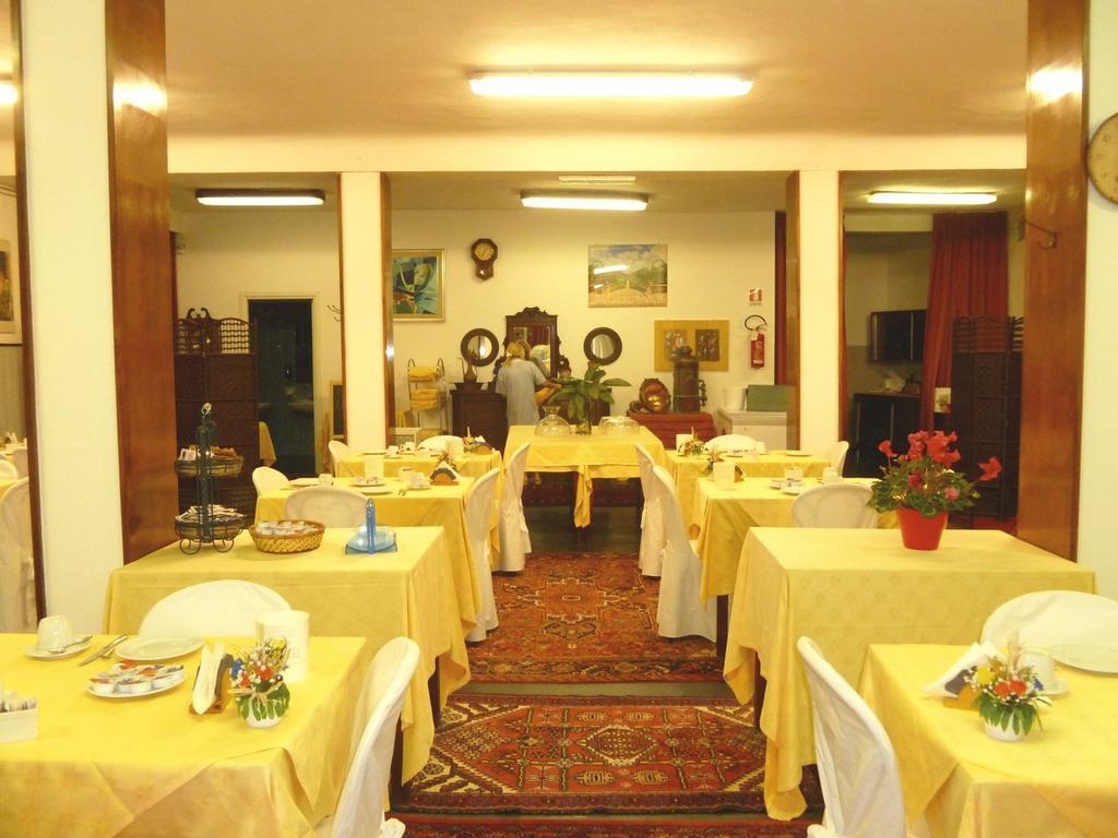 Hotel Agnello D'Oro Genova Kültér fotó