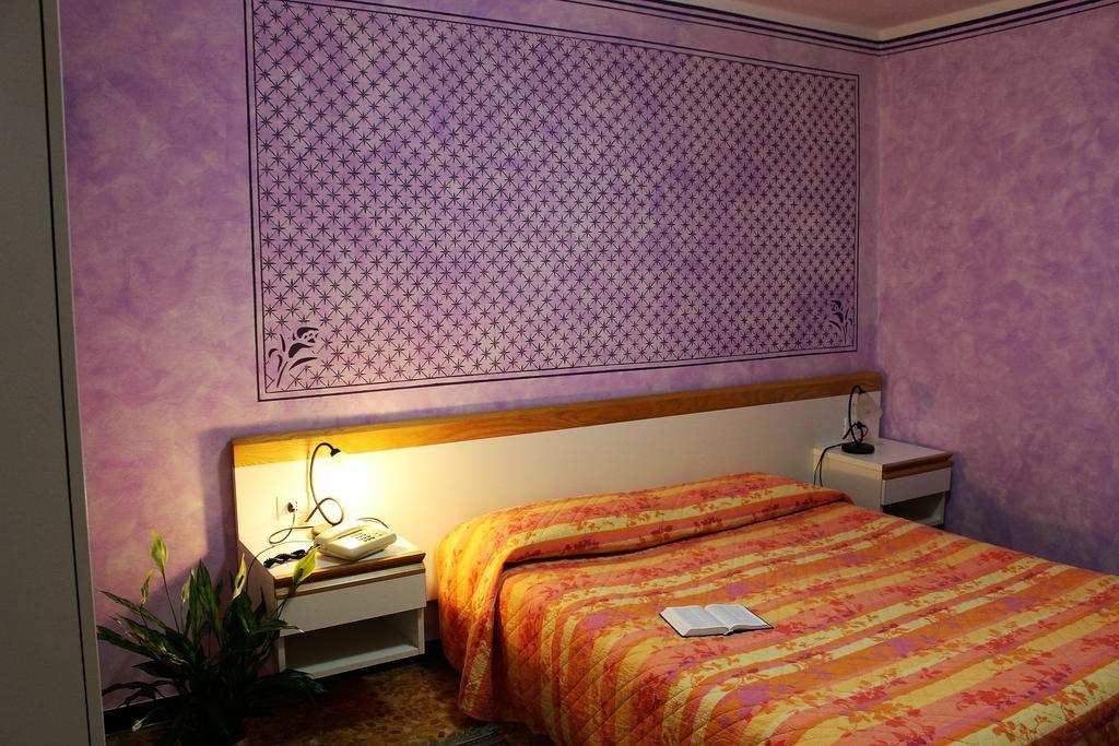 Hotel Agnello D'Oro Genova Kültér fotó