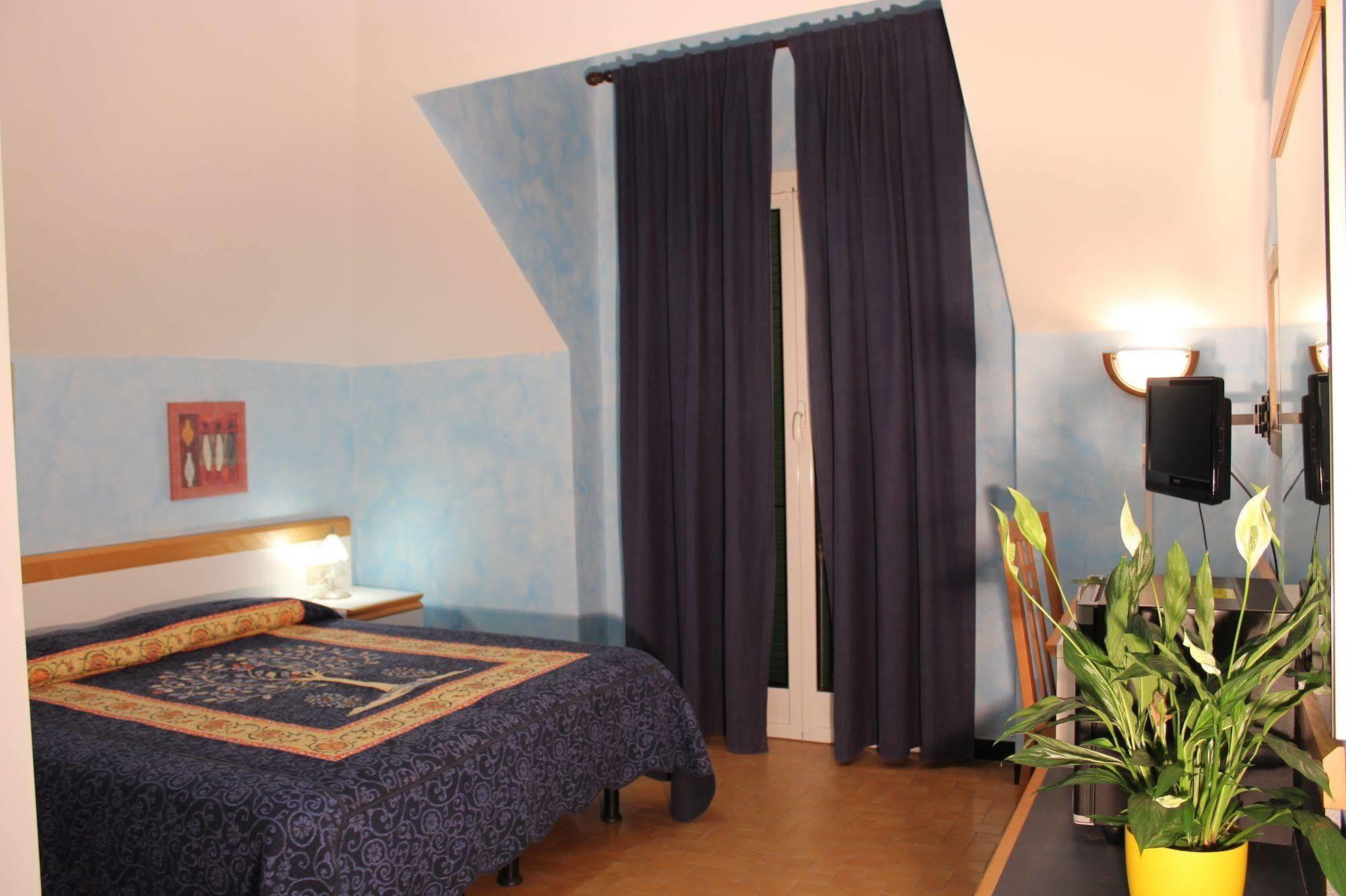 Hotel Agnello D'Oro Genova Kültér fotó